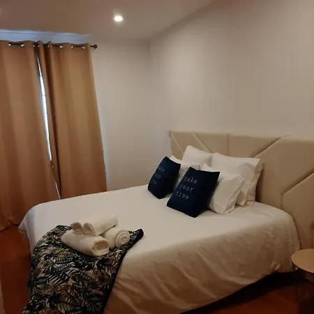 The Clock House Apartment