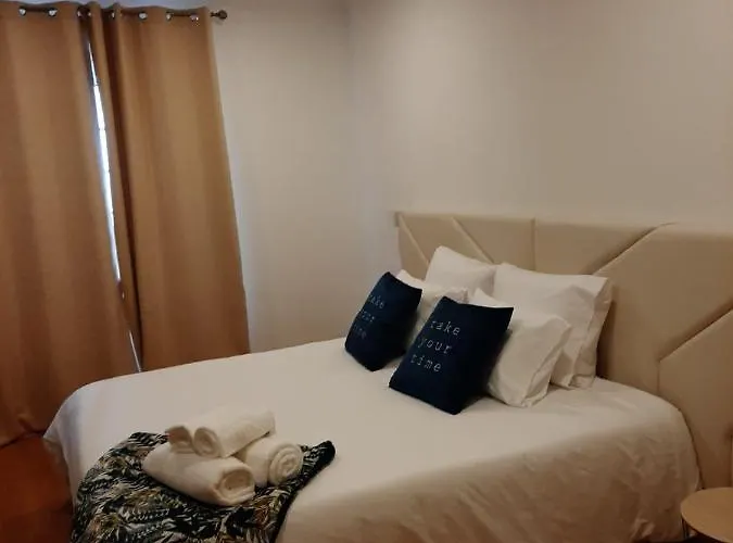 The Clock House Apartament